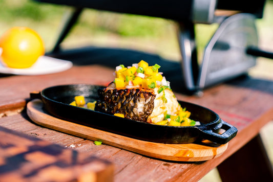 Ooni Servierpfanne aus Gusseisen